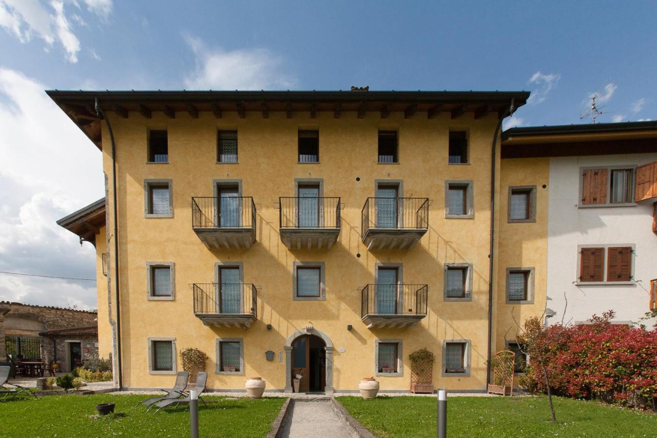 Residence Samont Arta Terme Extérieur photo